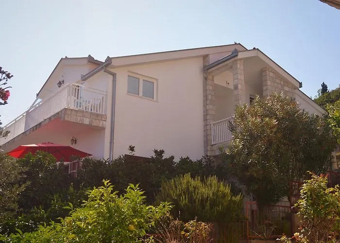 아파트 Apartmants Bubalo 트르파니