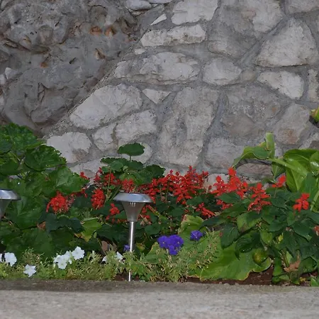 Apartmants Bubalo Trpanj